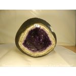 Аметист (сфера) пещерка с ярко-фиолетовыми кристаллами 